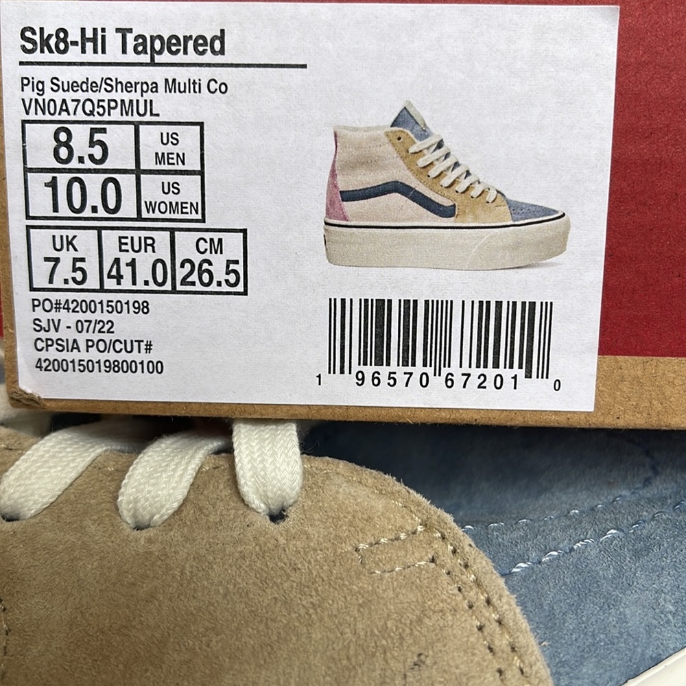 Vans Men’s Sk8-Hi Tapered
Pig Suede/Sherpa Multi Co
VN0A7Q5PMUL Platforms - Picture 16 of 16